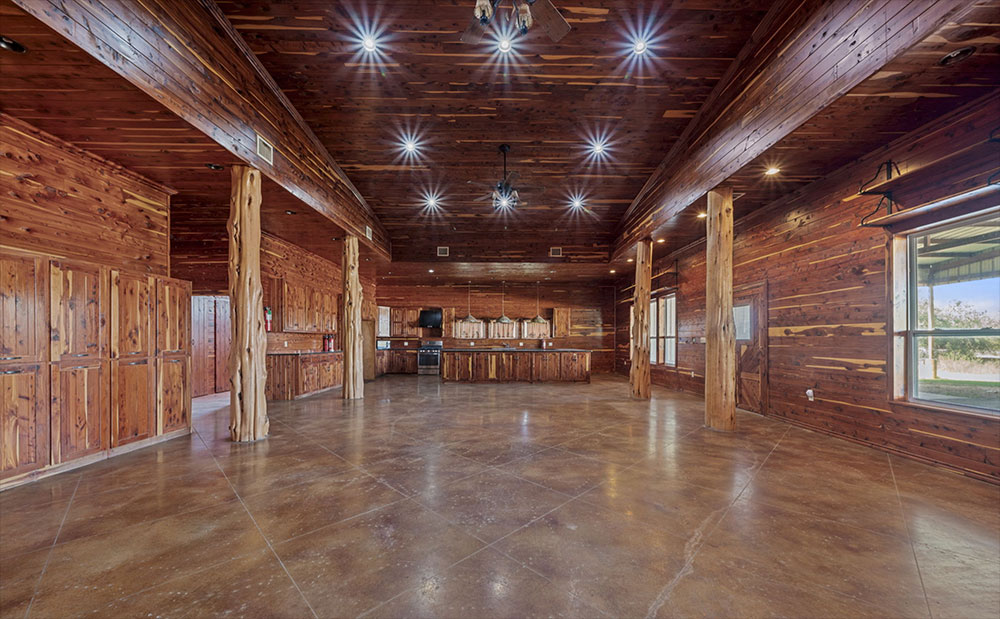 Lodge main room